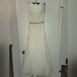 David's Bridal Wedding Gown